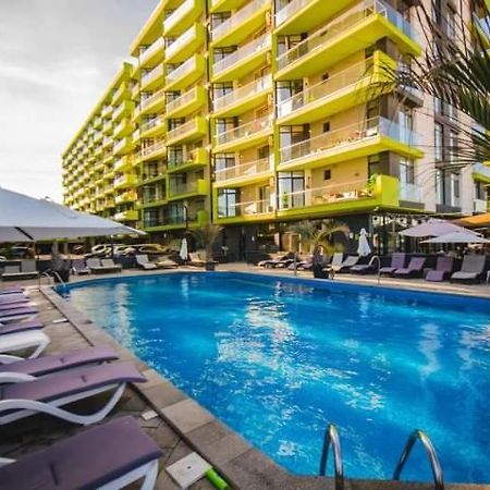 Alezzi Beach Resort Gorgeous Family Aparment Cu Piscina Navodari Exterior photo
