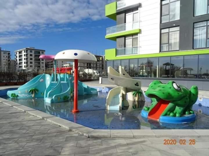 Alezzi Beach Resort Gorgeous Family Aparment Cu Piscina Navodari Exterior photo