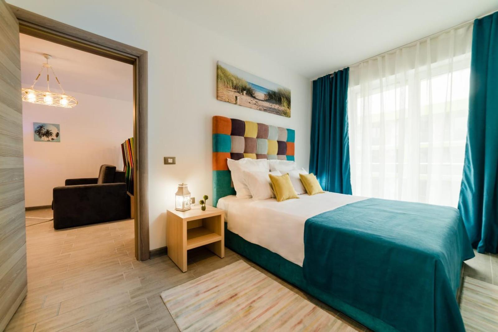Alezzi Beach Resort Gorgeous Family Aparment Cu Piscina Navodari Exterior photo