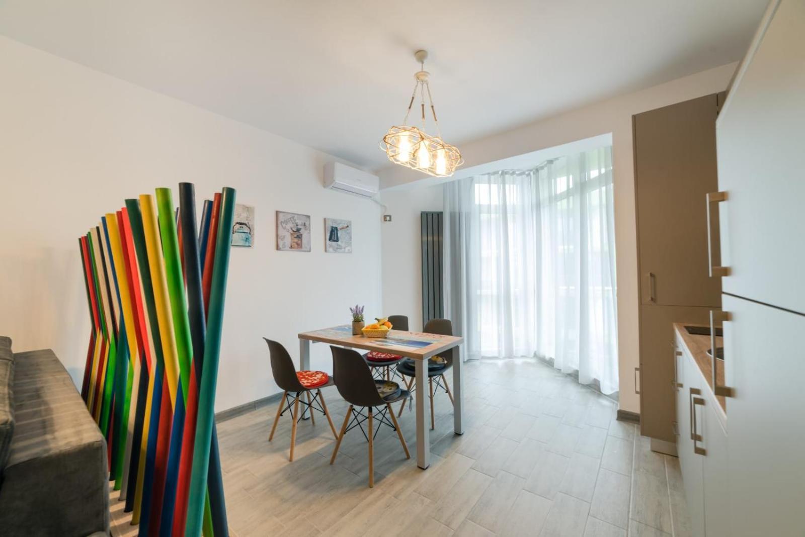 Alezzi Beach Resort Gorgeous Family Aparment Cu Piscina Navodari Exterior photo